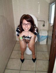 toilets porno. Photo #4