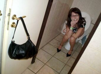 toilets porno. Photo #6