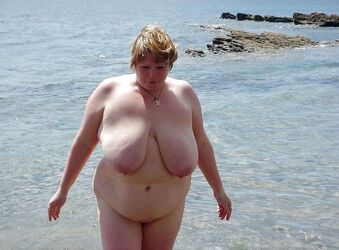 wife nude vacation. Photo #1