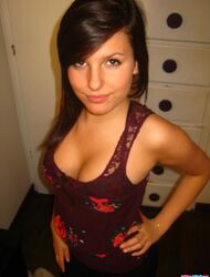 amateur teen cleavage. Photo #4
