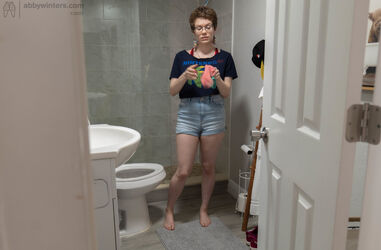 hidden toilet spy cam. Photo #6