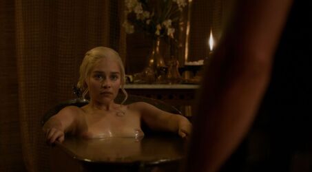 daenerys targaryen nude scenes. Photo #5